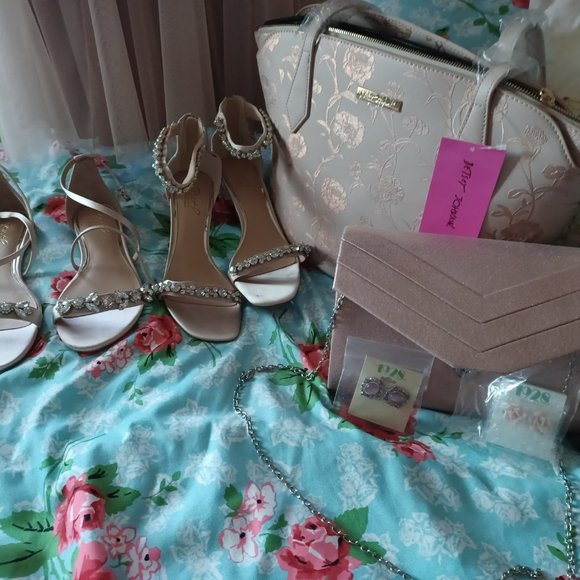 Jewel Badgley Tessa flat evening sandals size 8 - Picture 2 of 4